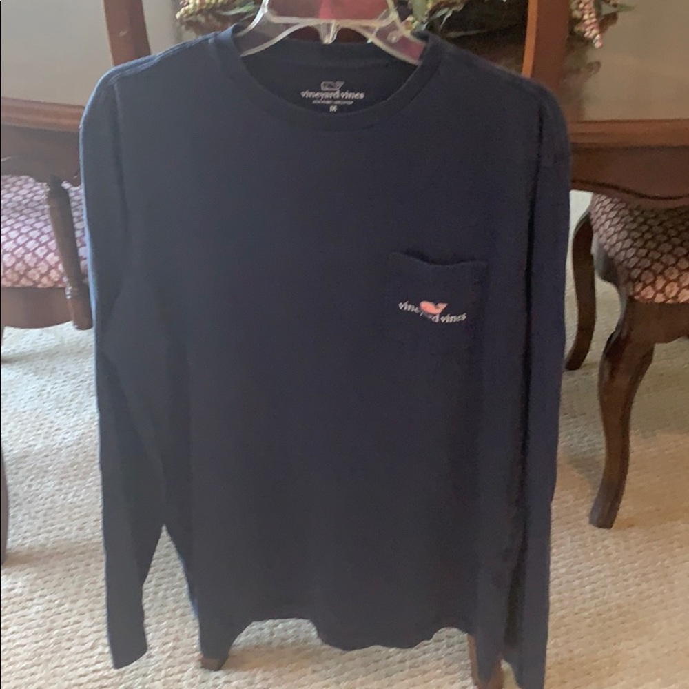Vineyard Vines long sleeved T-shirt